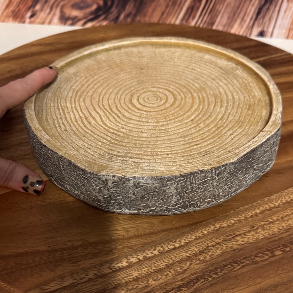 Rustic Round Textured swivel Tray - Picture 3 of 7